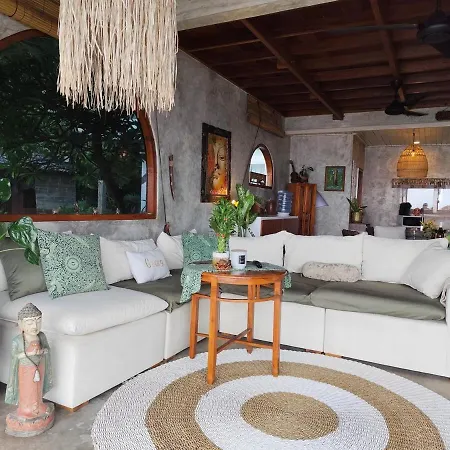 Beachfront Villa Tara Bliss Candidasa
